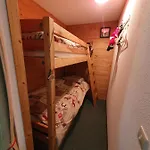 2 Pièce Appartement *