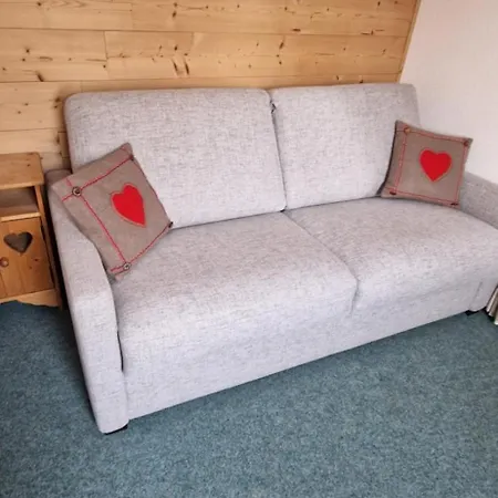 2 Piece Appartement *